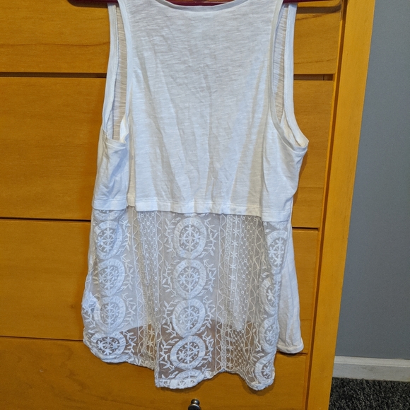 Tank top - Picture 2 of 3